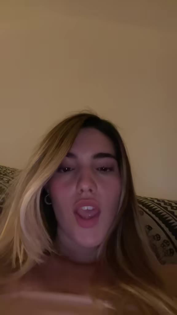 @lauramaot