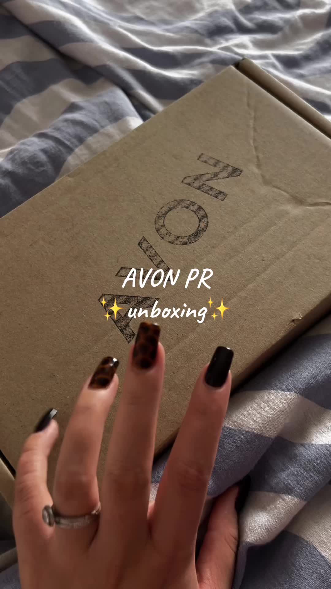 @Fruzsi B