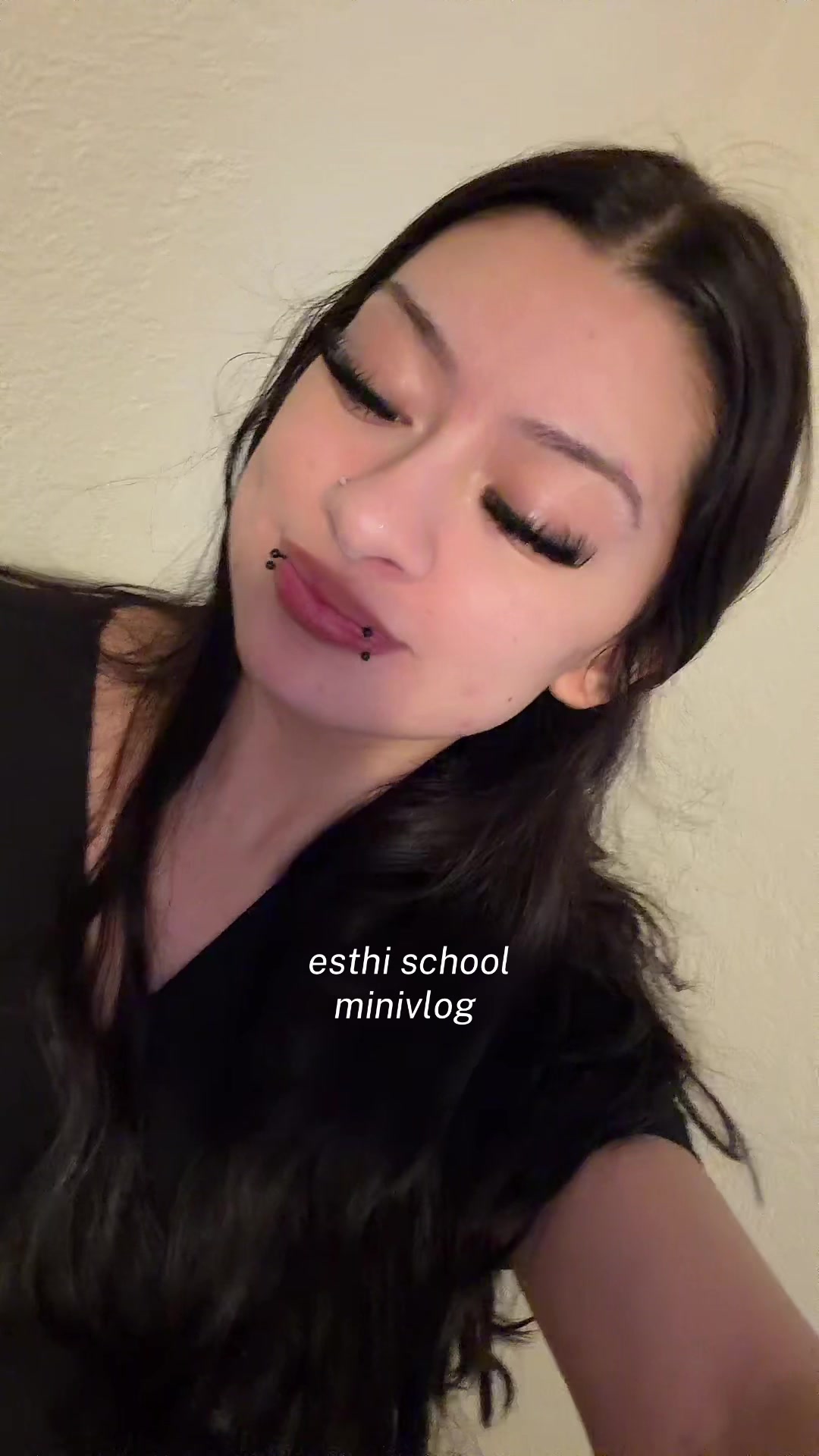 @yani ᥫ᭡