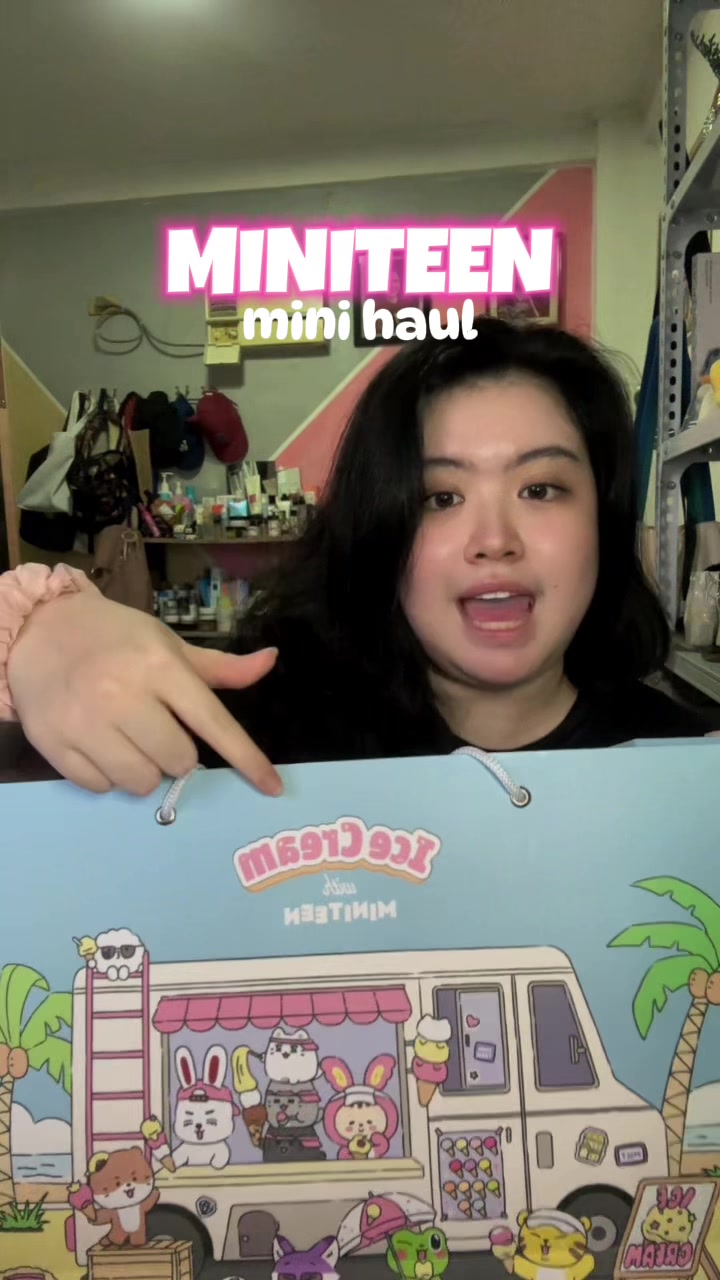 @withjanellie