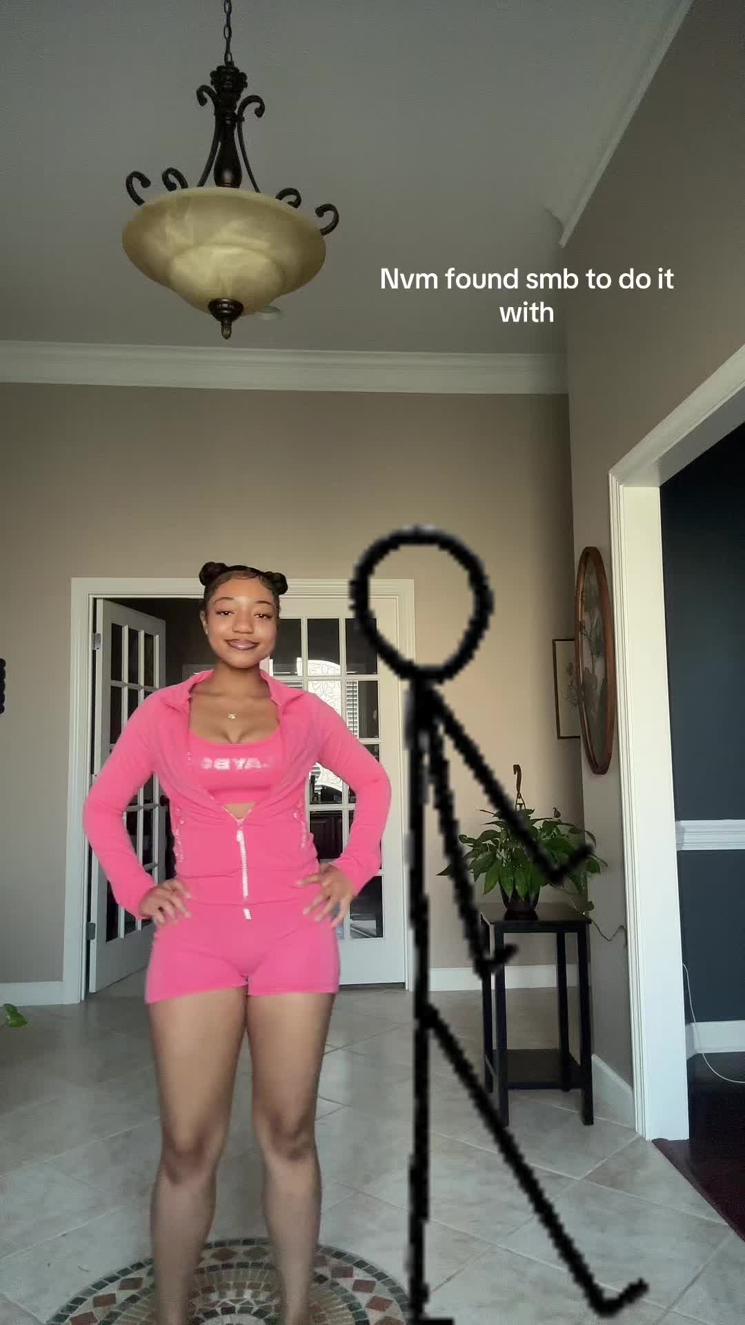 @⃟