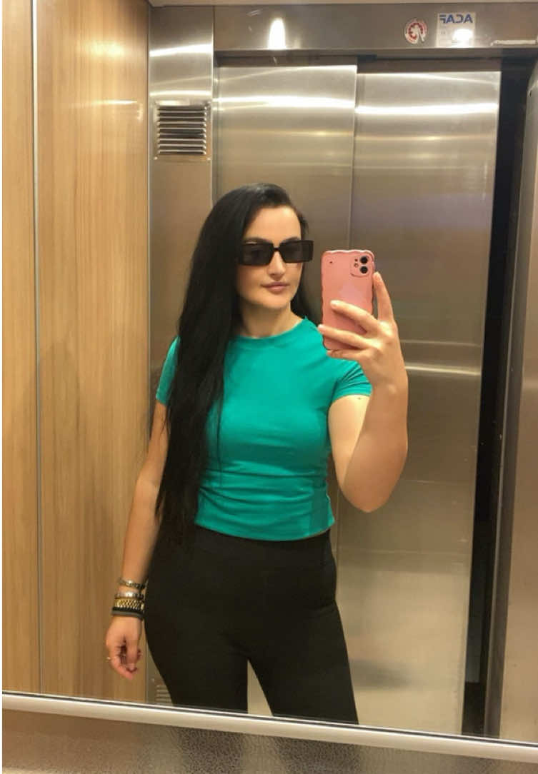 @anxhelinasufaj