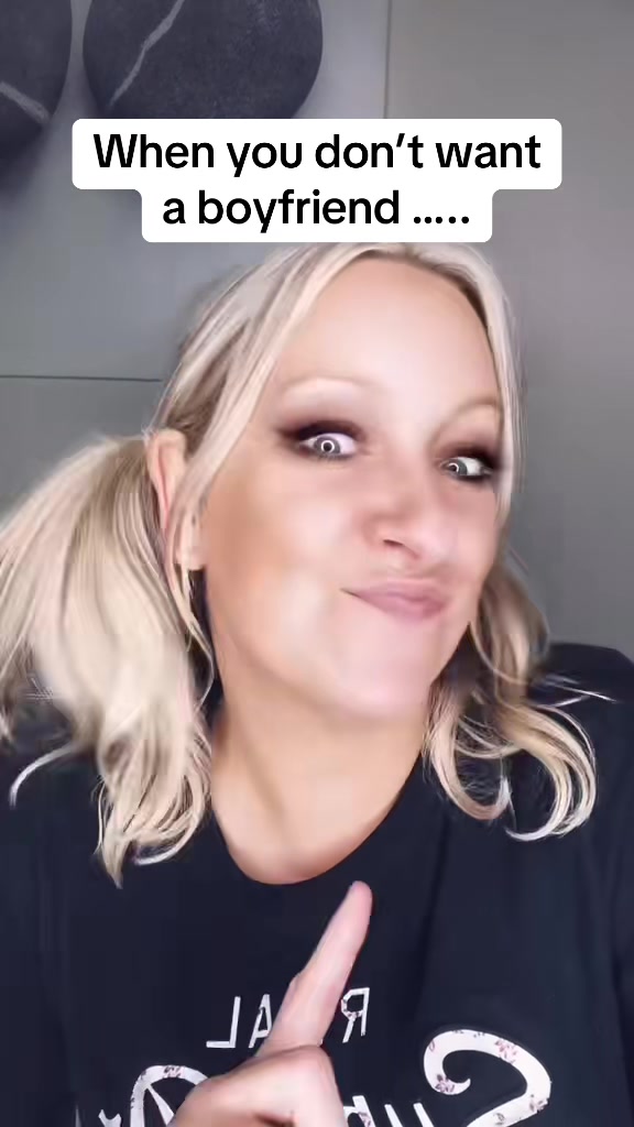 @GinnyLynnyTikTok ๐๐๐