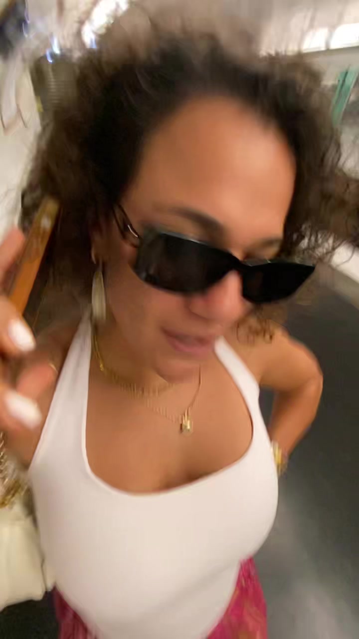 @olivia