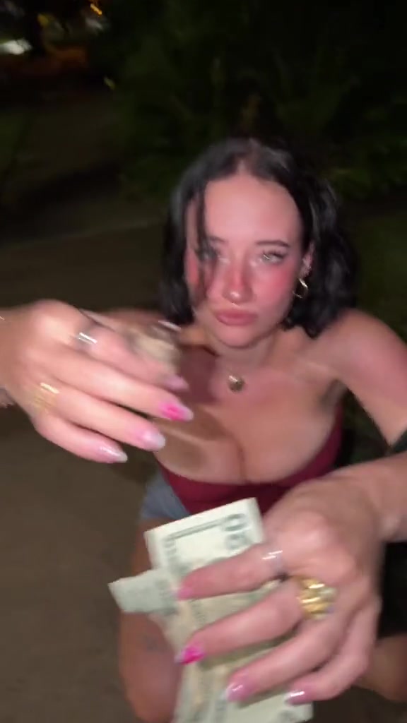 @Fatstinkycrotchgoblin0