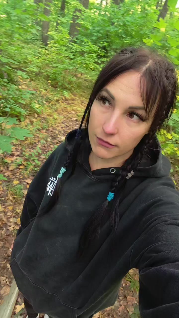 @olyuliskina