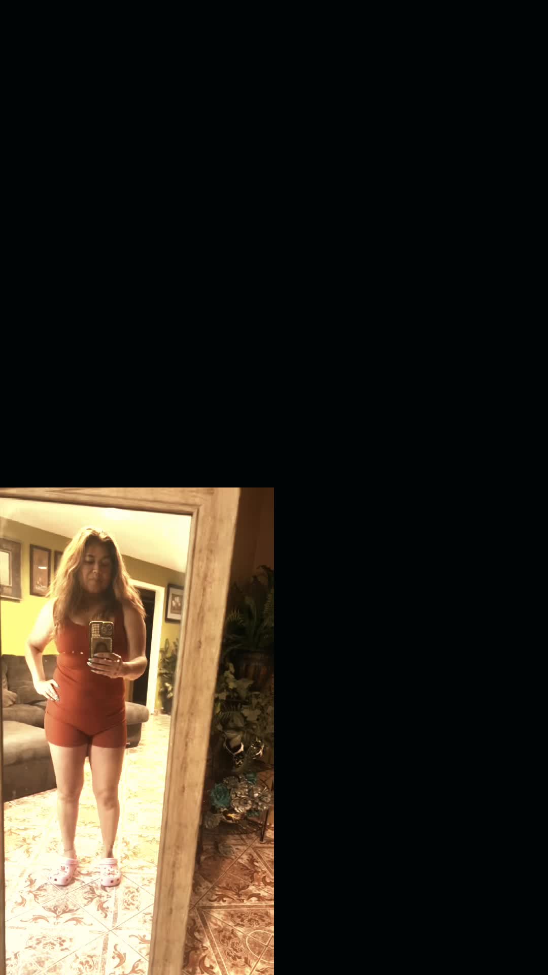 @Blingedbysonia