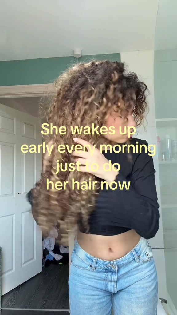 @𝒮𝒽𝒾𝓃𝓈.