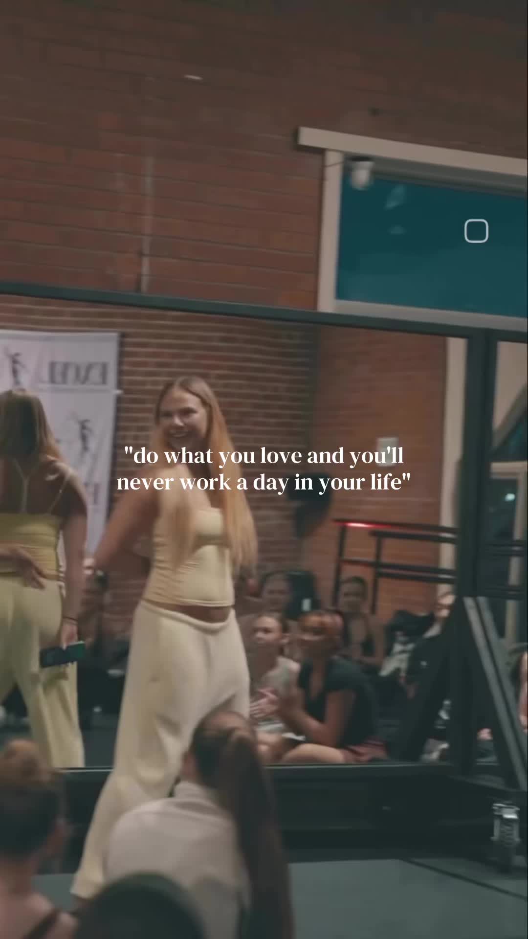@bella