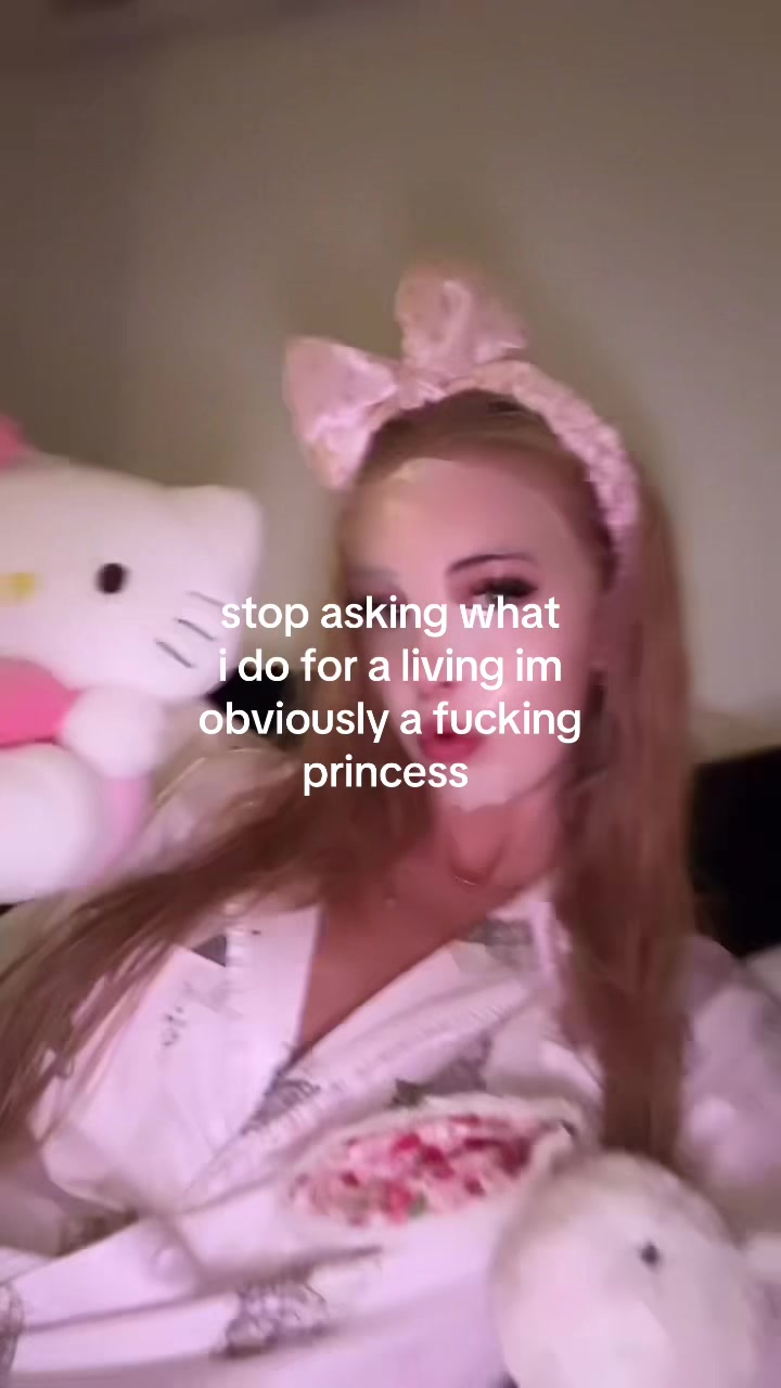 @scar-lilly 👸🏼🎀 | UGC