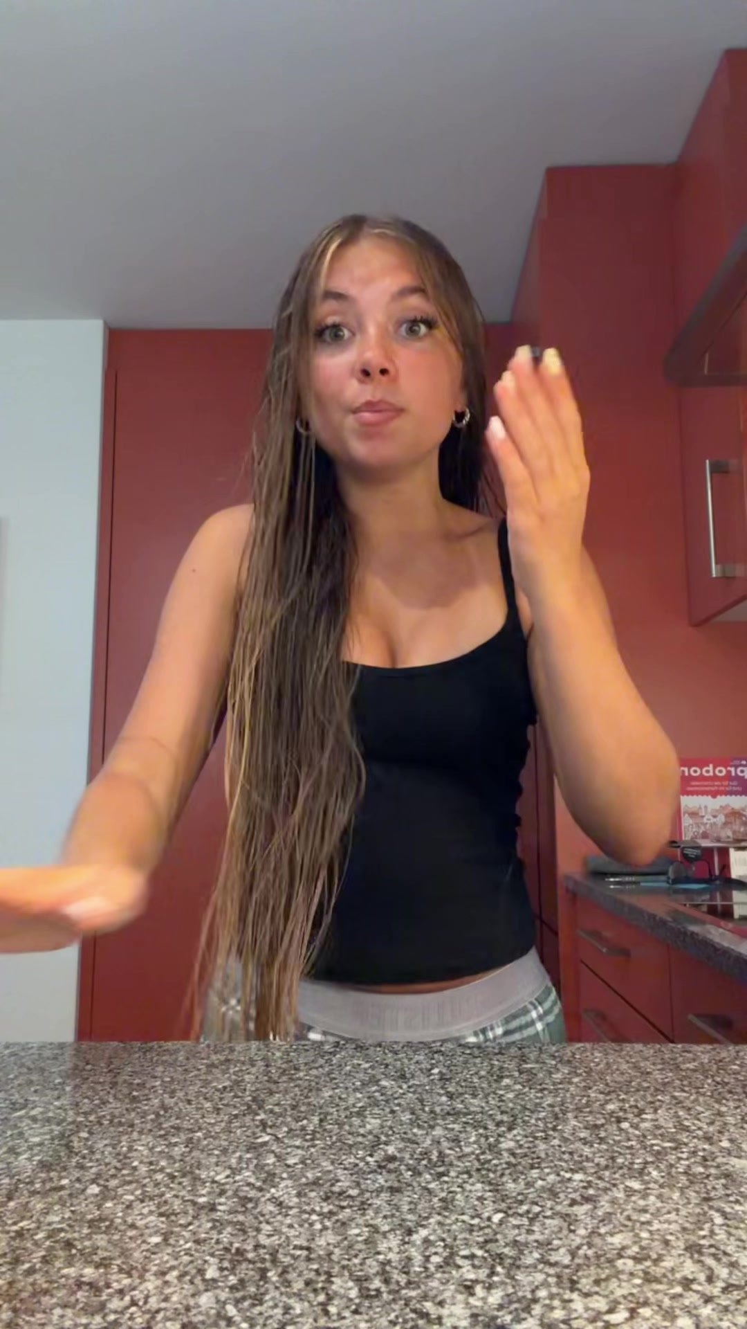 @Elena_<3