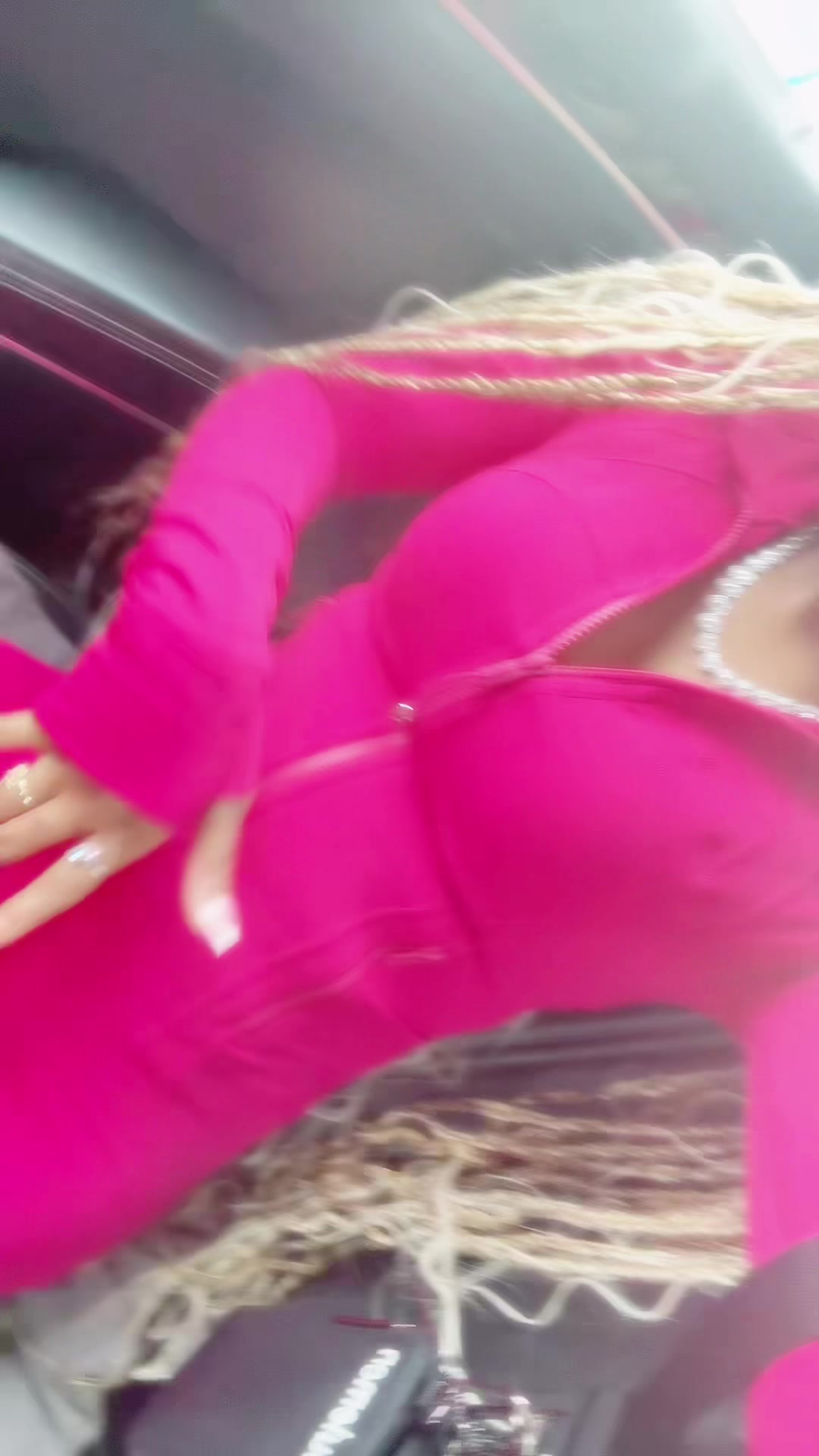 @doll