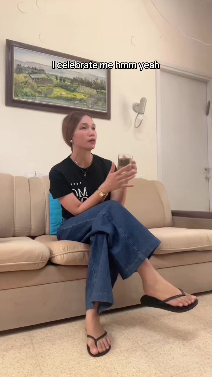 @Ella