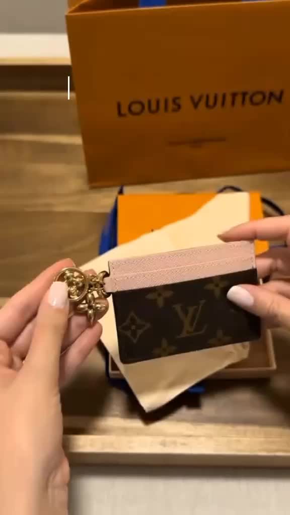 @katherinefinds