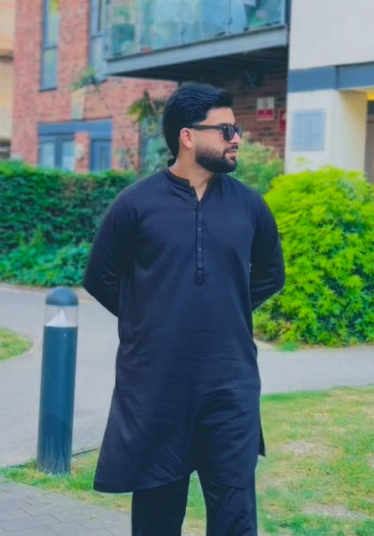 @AWAIS 2.0