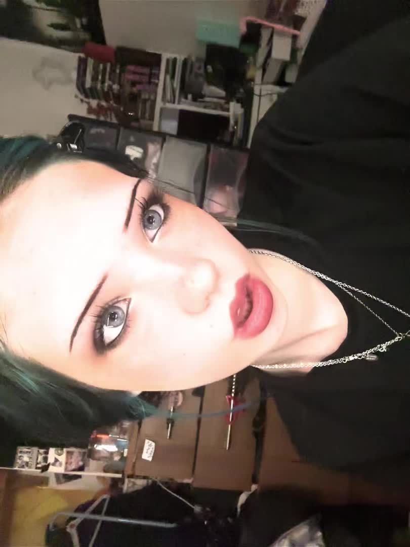 @anna🦇