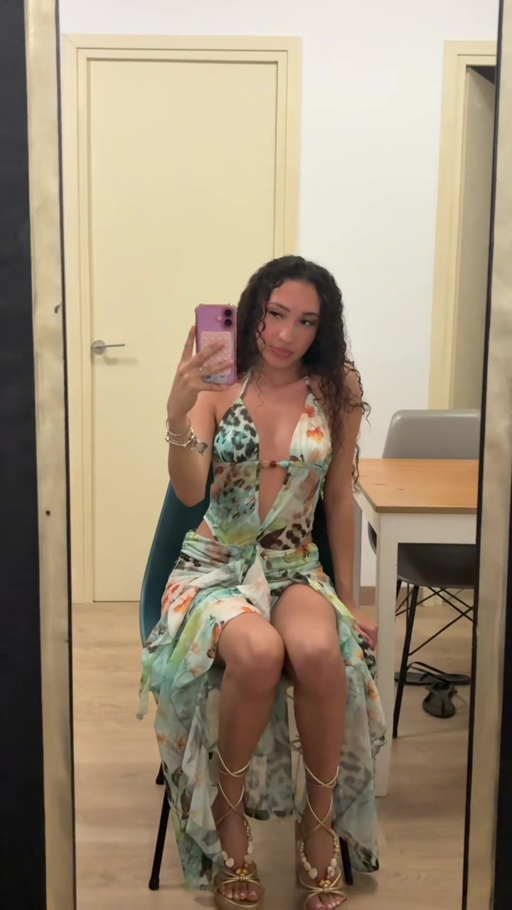 @anika<3