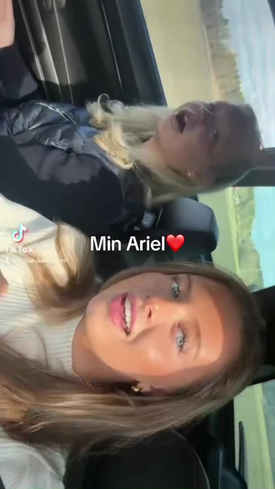 @Kajsa🦦