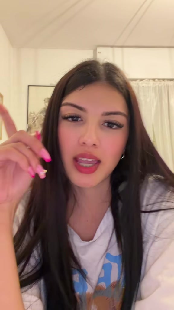 @Laura