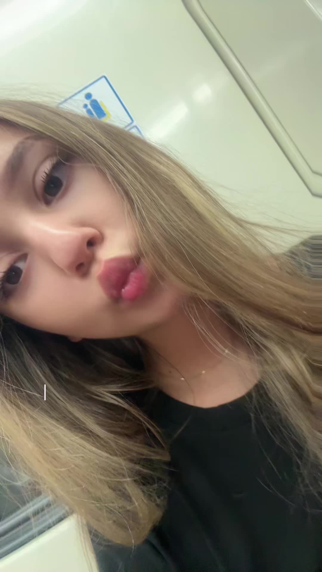 @izabela