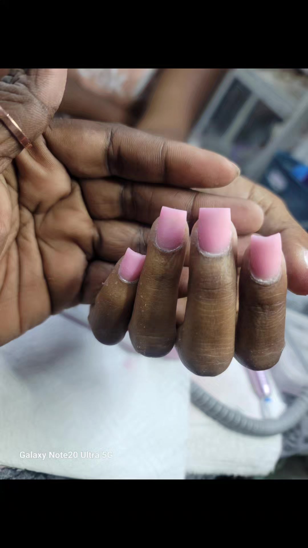 @Confidentnails_care