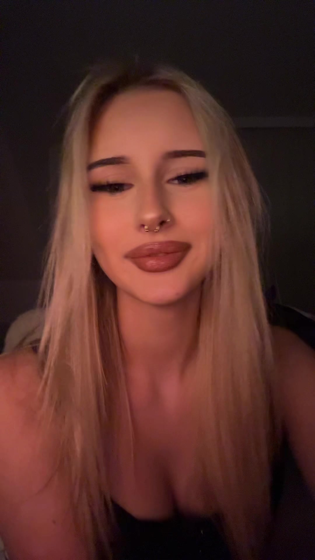 @💋