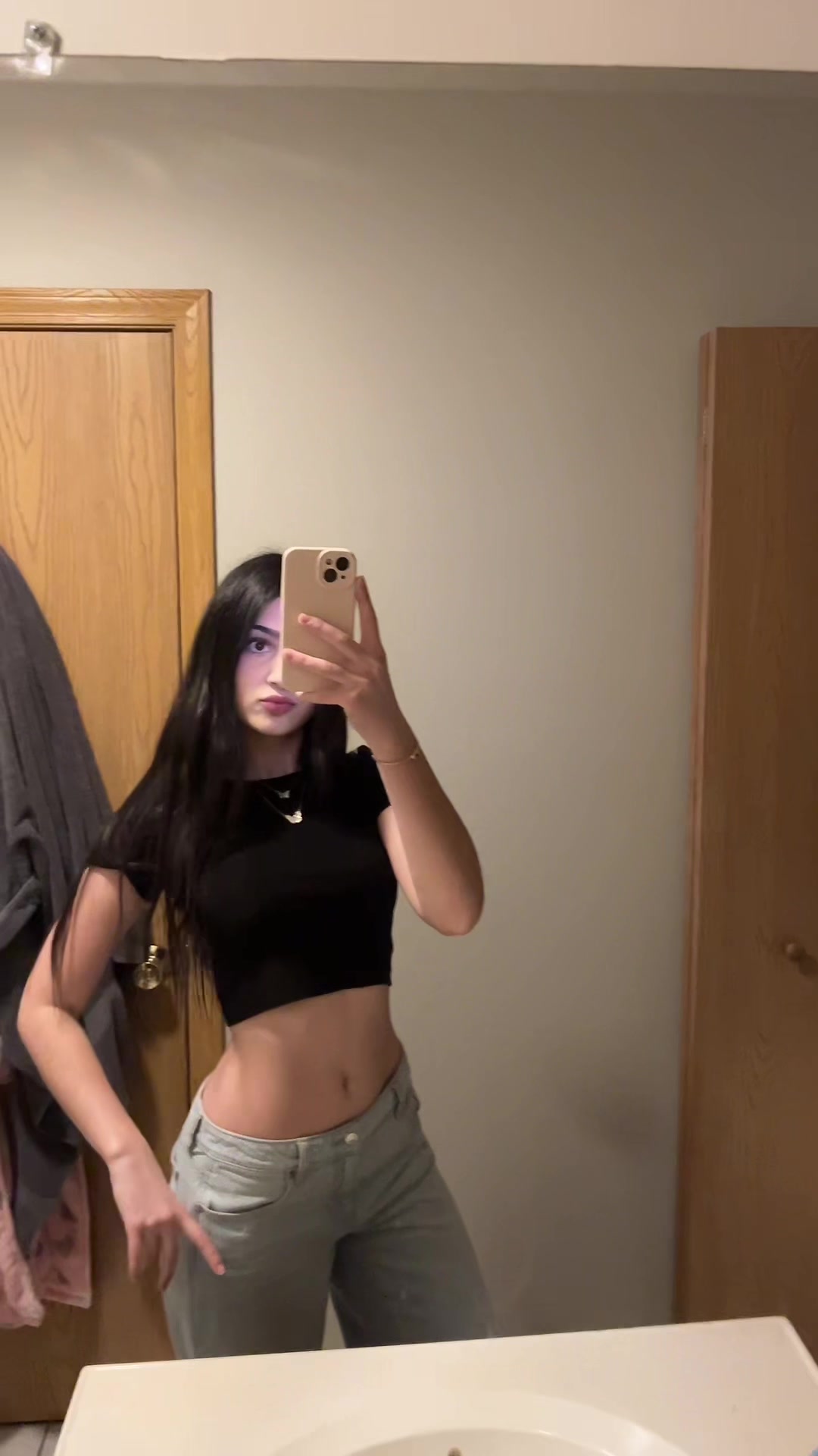 @ნიკოლი