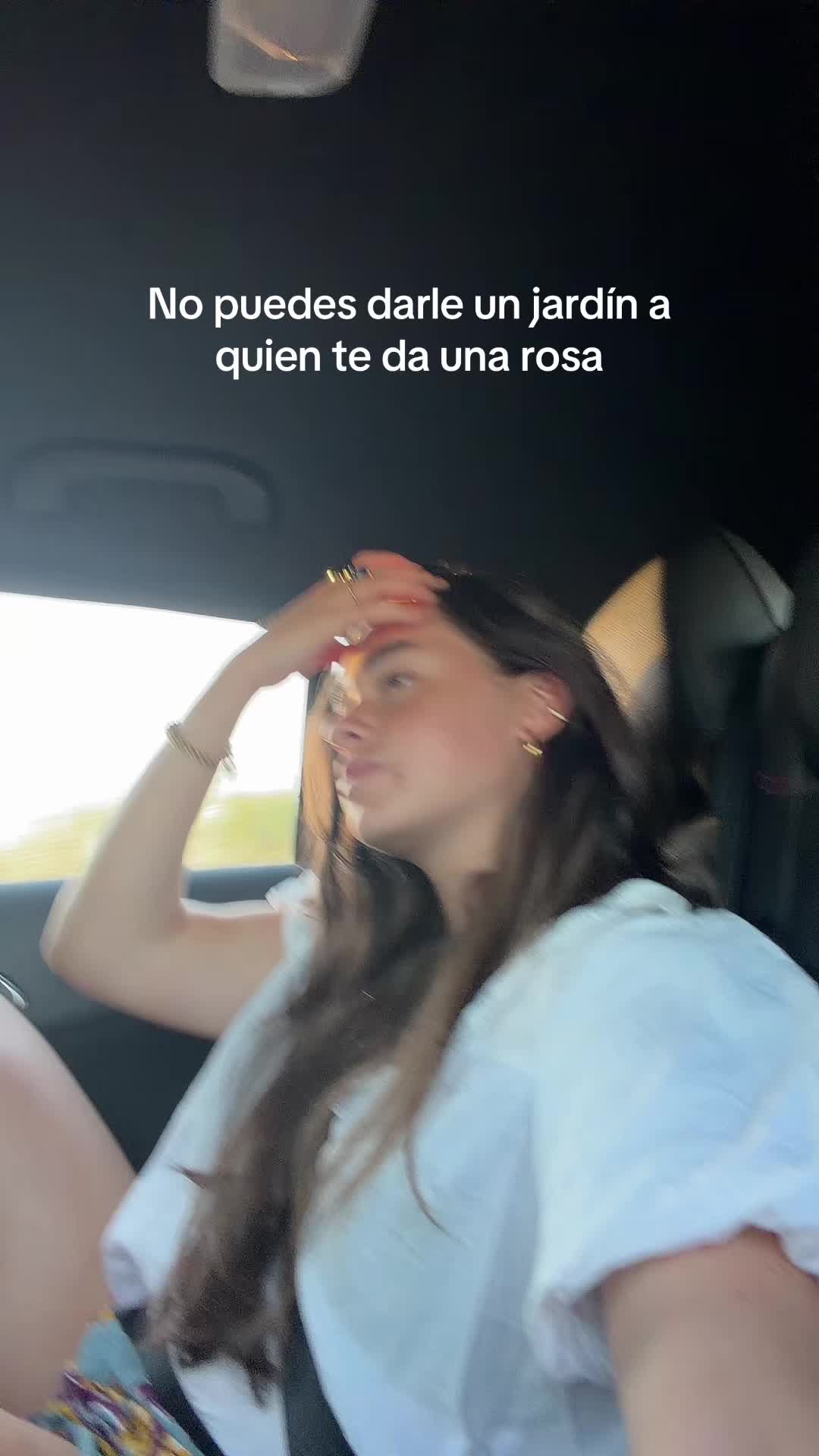 @Sara Barrial