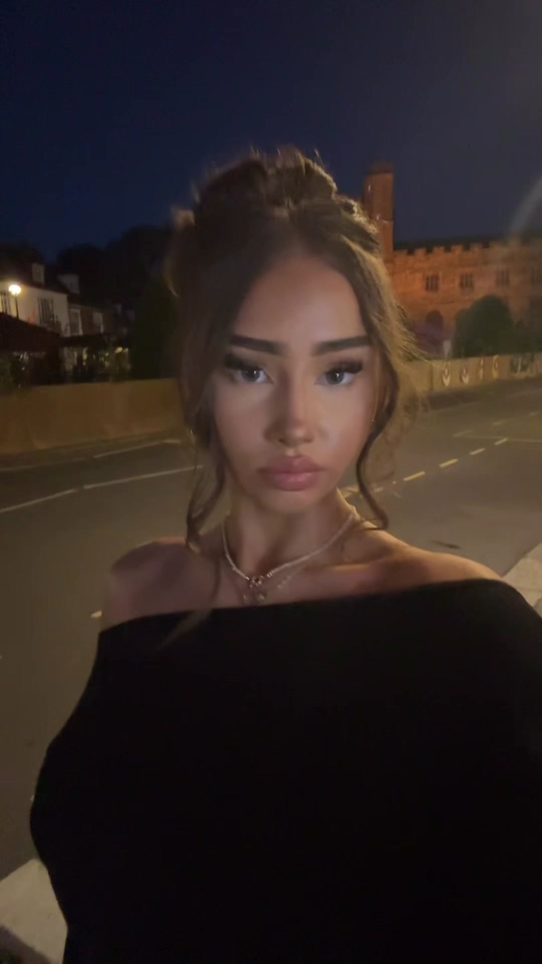 @w