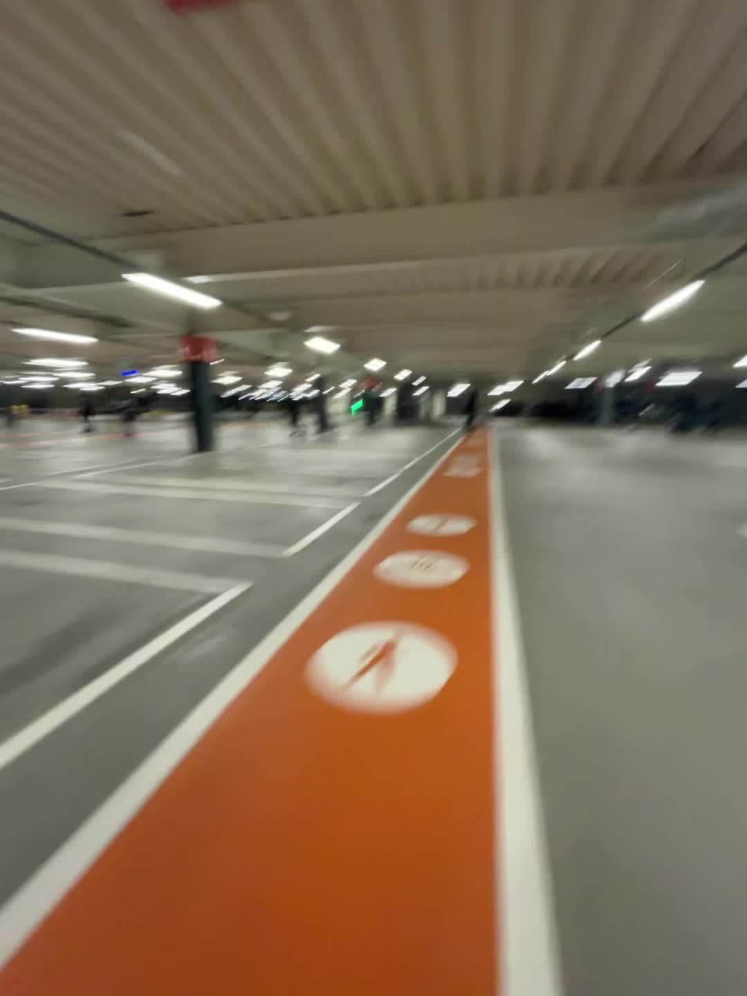 @𝘾𝙝𝙧𝙤𝙢𝙚✰𝘼𝙘𝙚