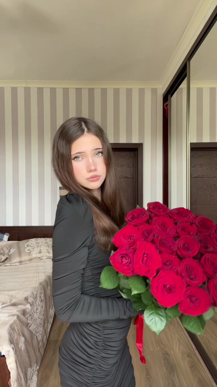 @сашенька🪽