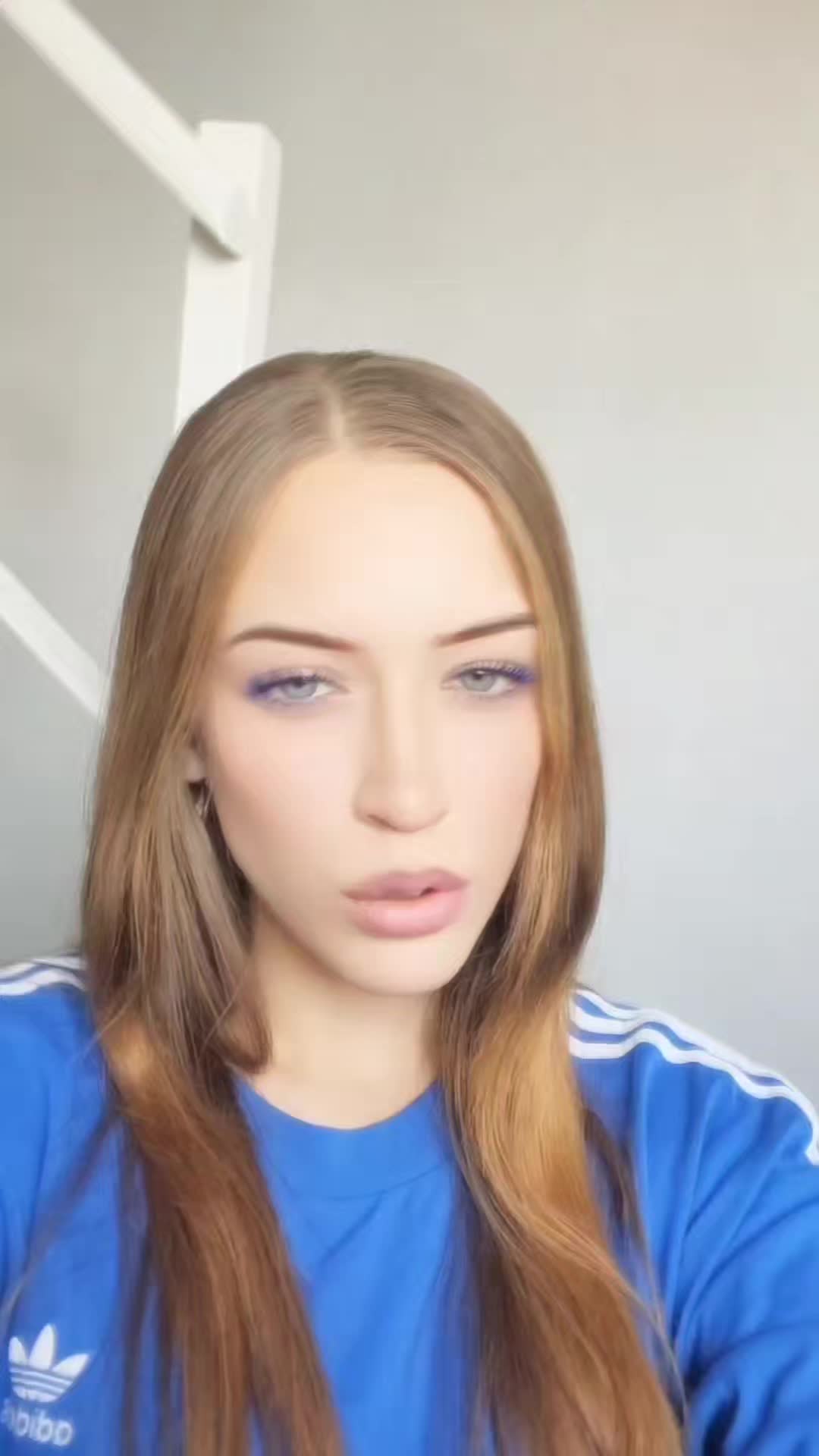 @Isa 🎀✨️