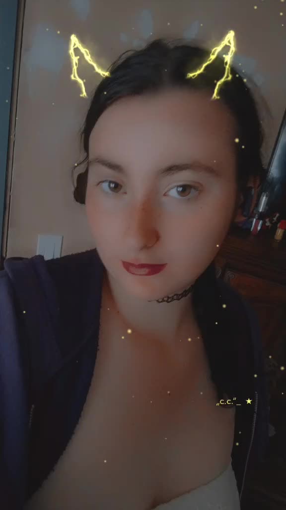 @c.c.wolfgirl18