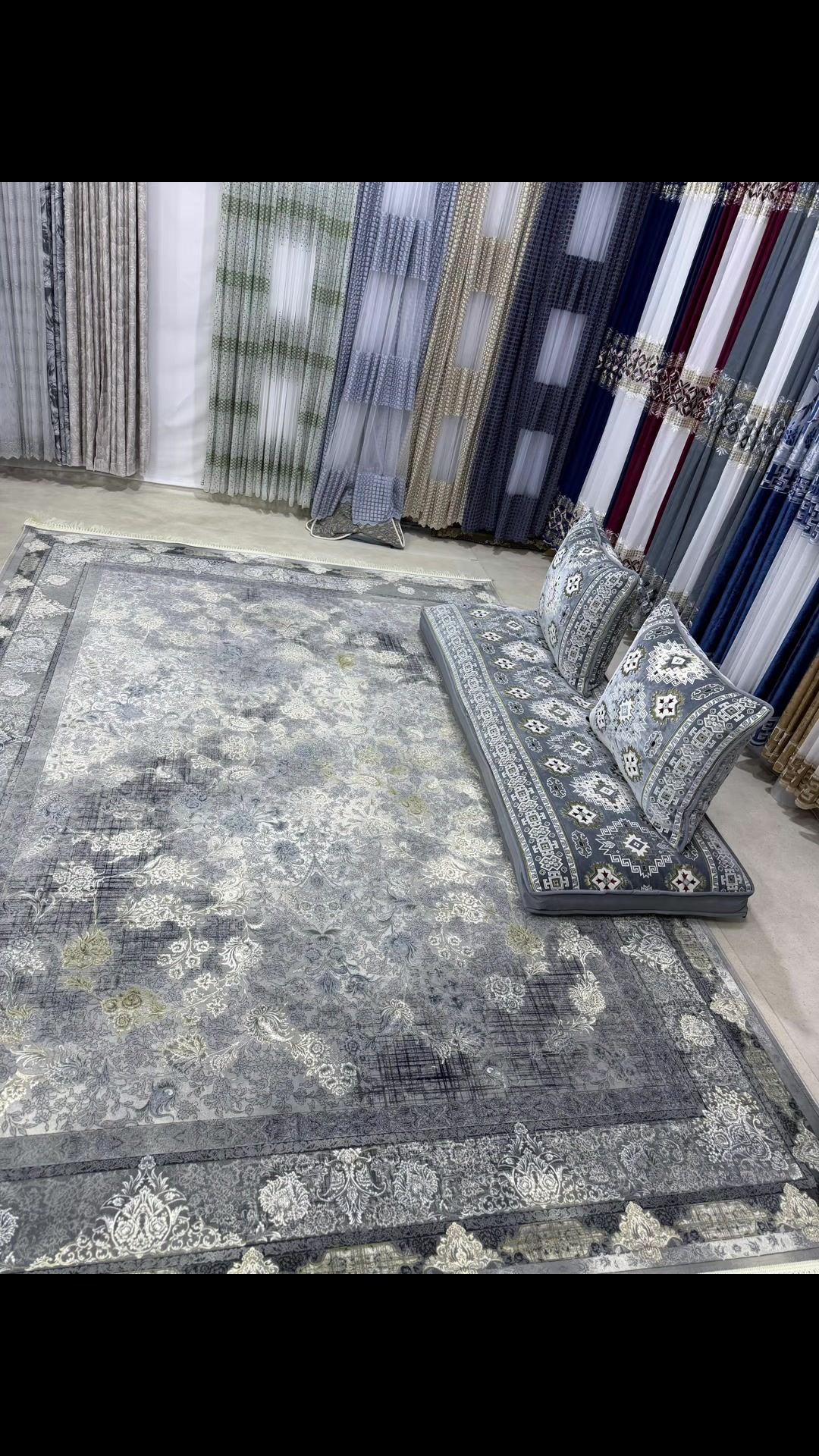 @Atal Rugs