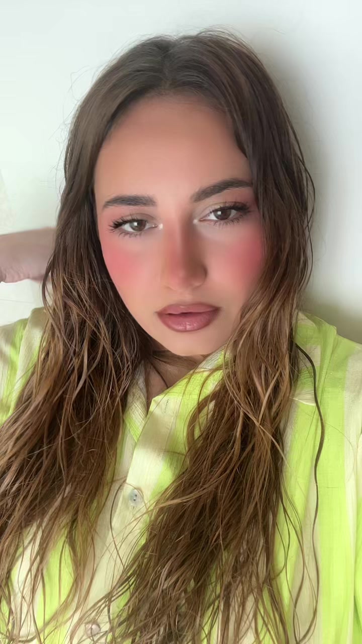 @melissamora010