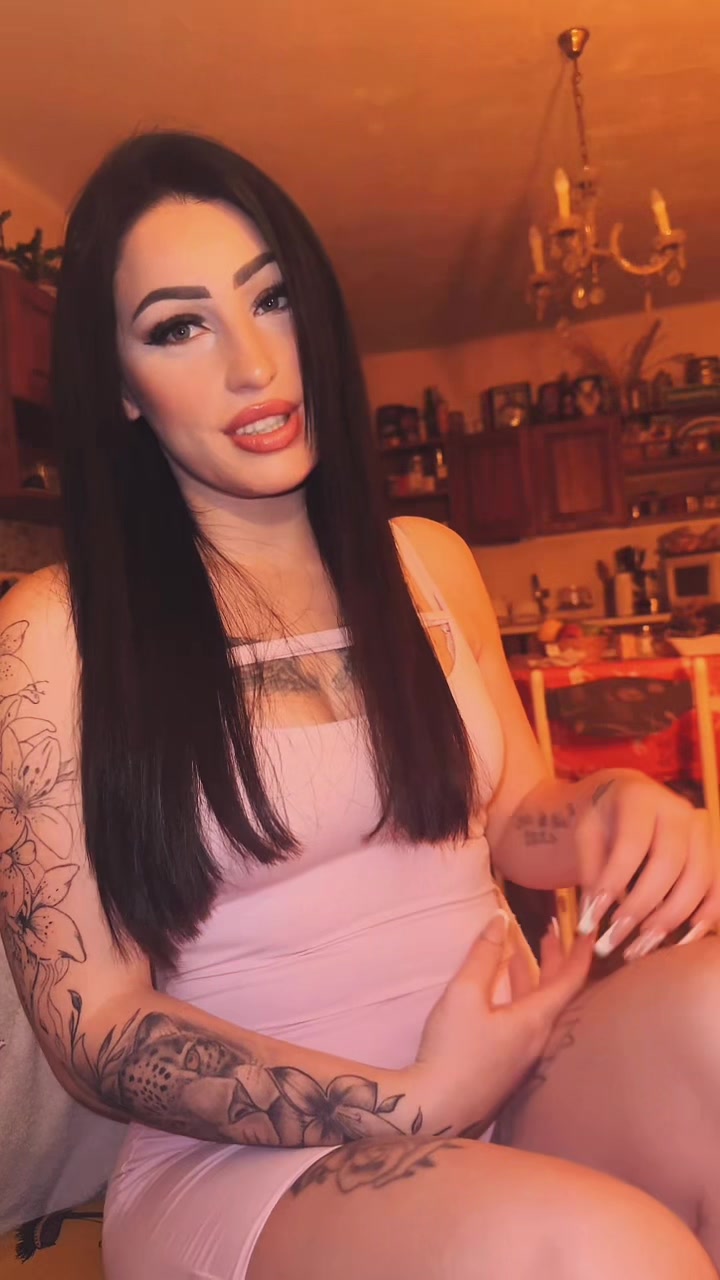 @🌺🌸Mrs Viktória🌸🌺