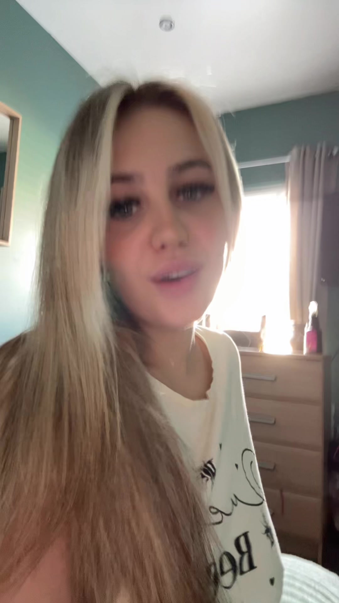 @ELLIEFISHER20