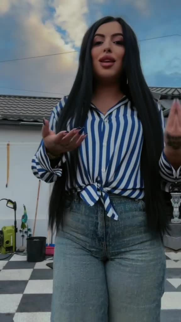 @Elena