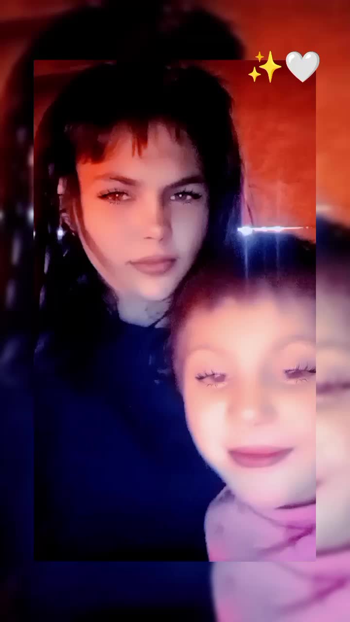 @Viki De Oskar