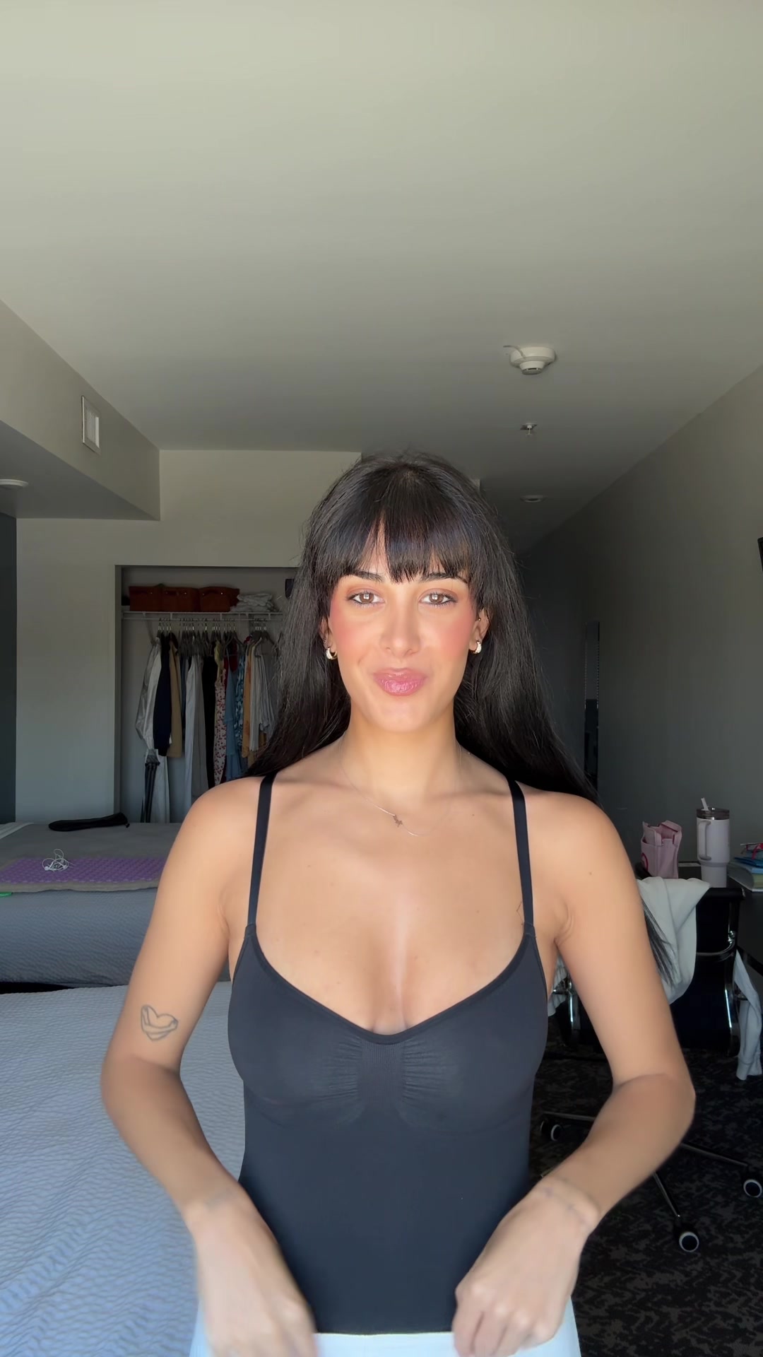 @Ana