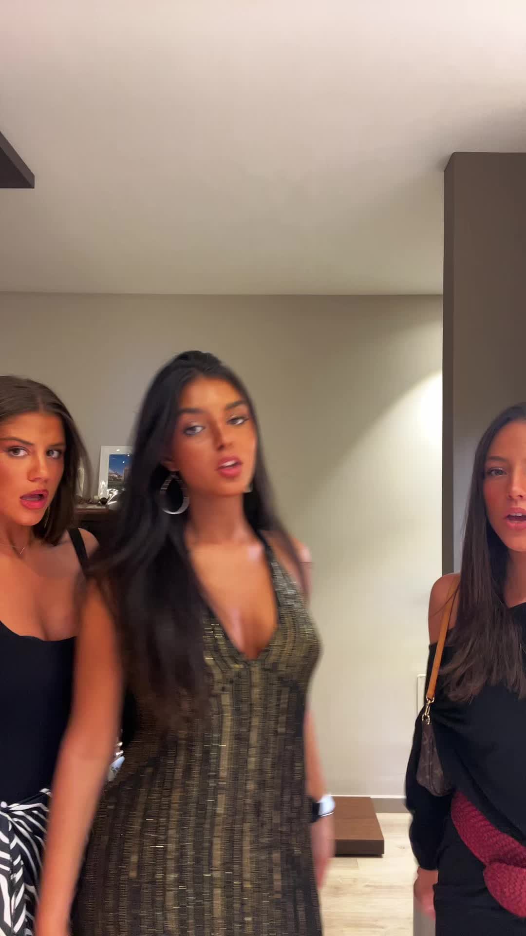 @adrianagago