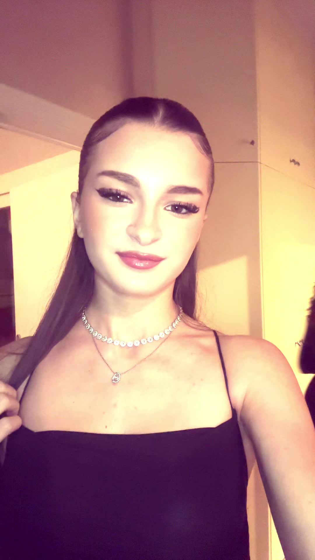 @𝐺𝐿𝑂𝑅𝐼𝐴