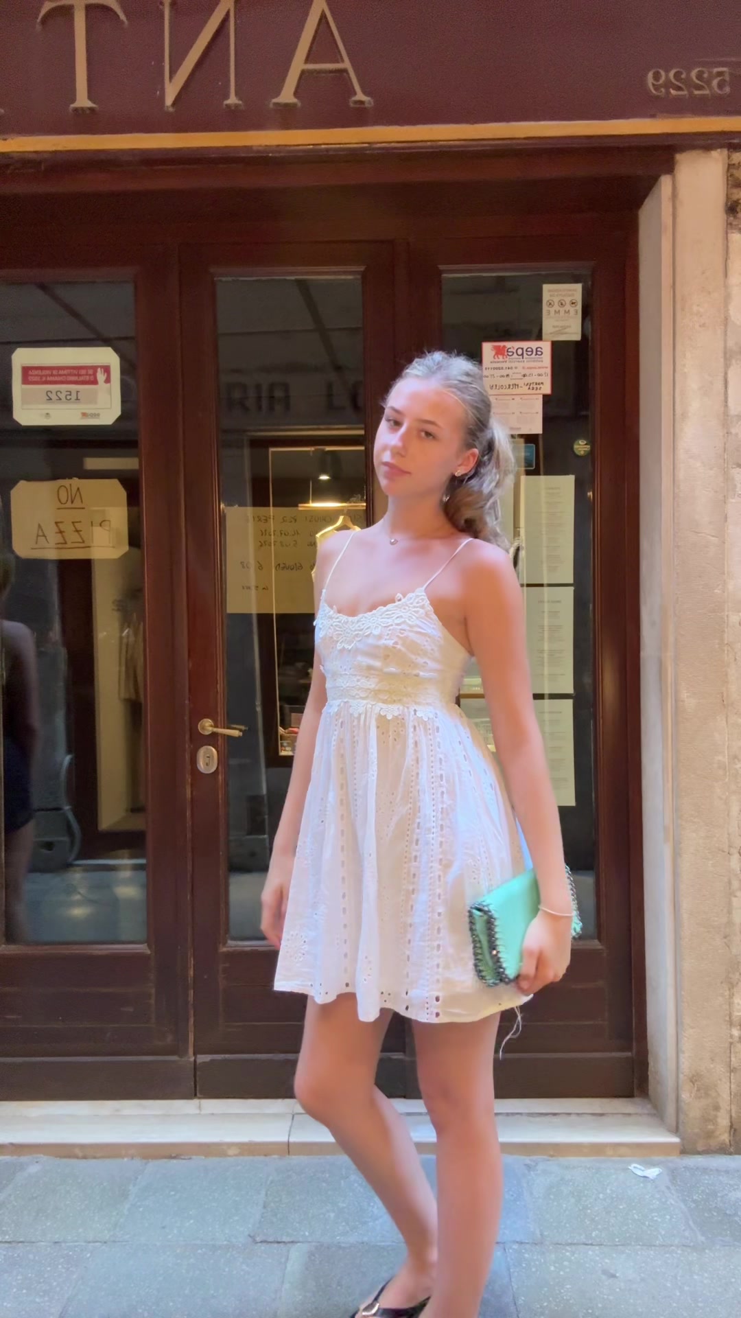 @Lauramietlicka