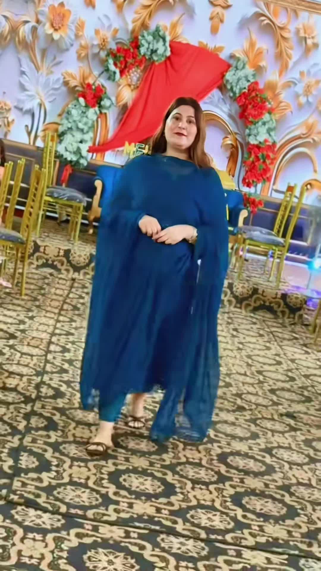 @𝐅𝐚𝐫𝐰𝐚 𝐪𝐮𝐞𝐞𝐧