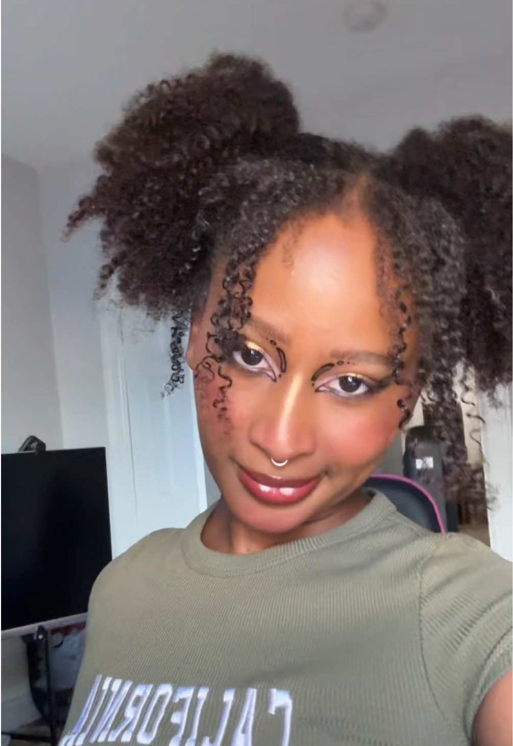 @Liv