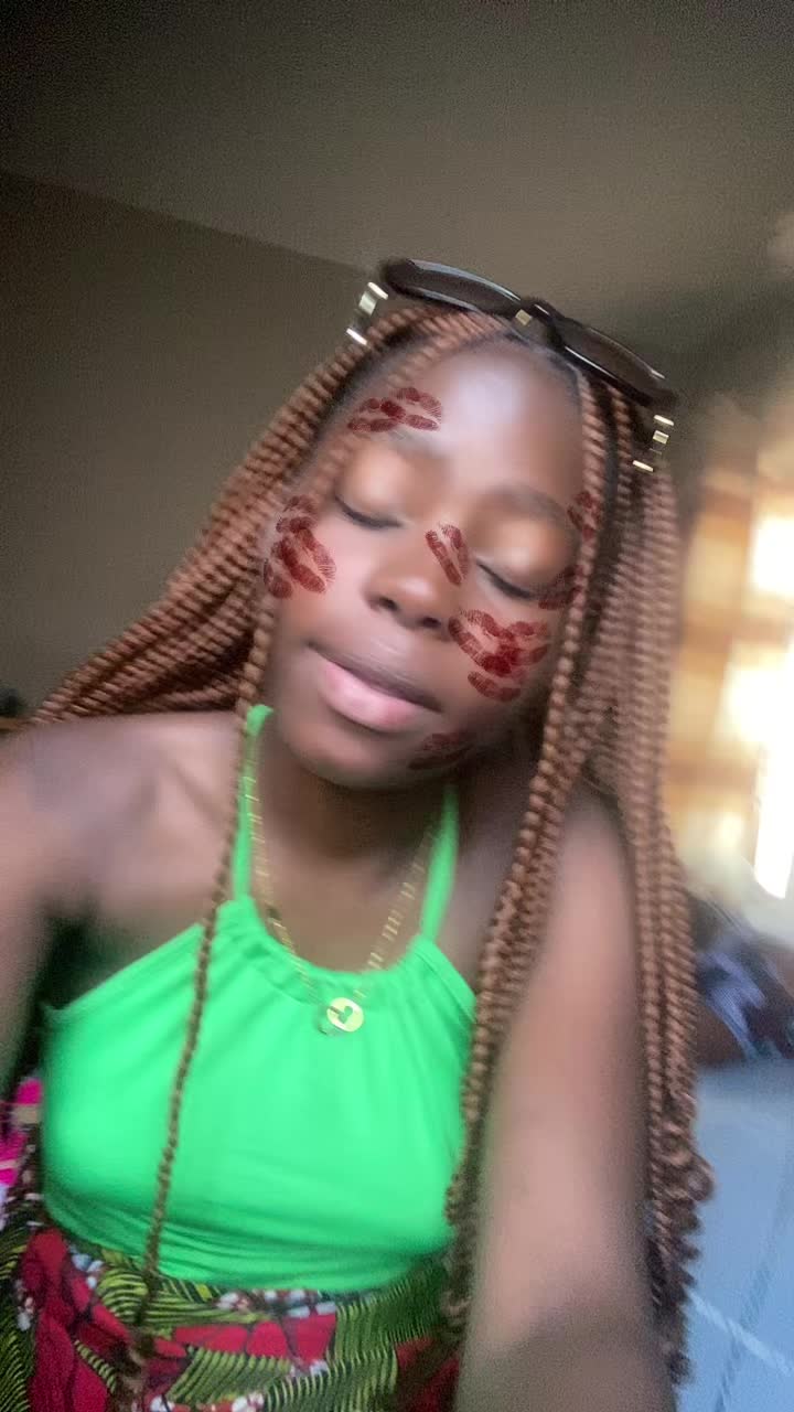 @🌚❤️