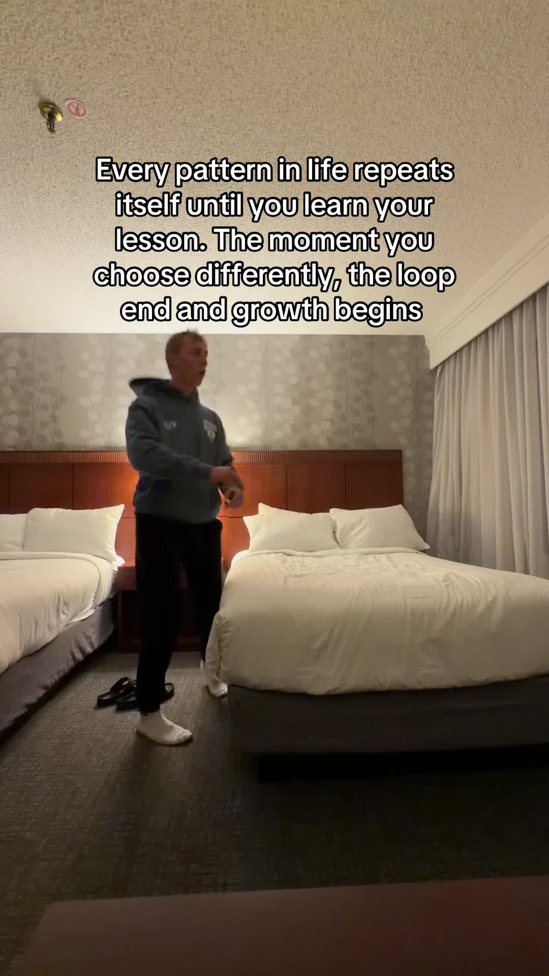 @elias 🎩
