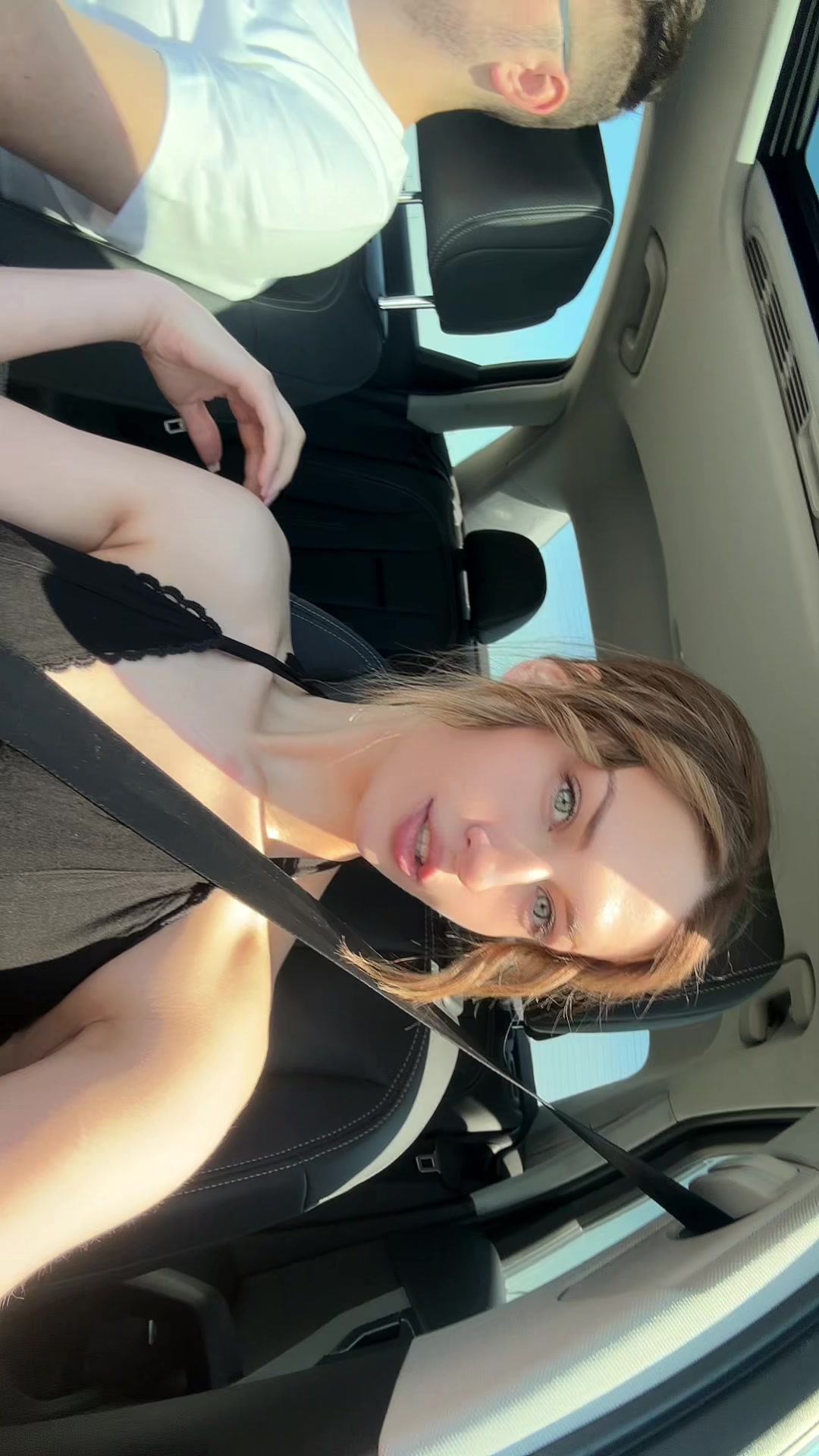 @Anik._6