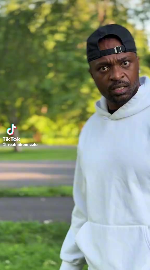 @Dee