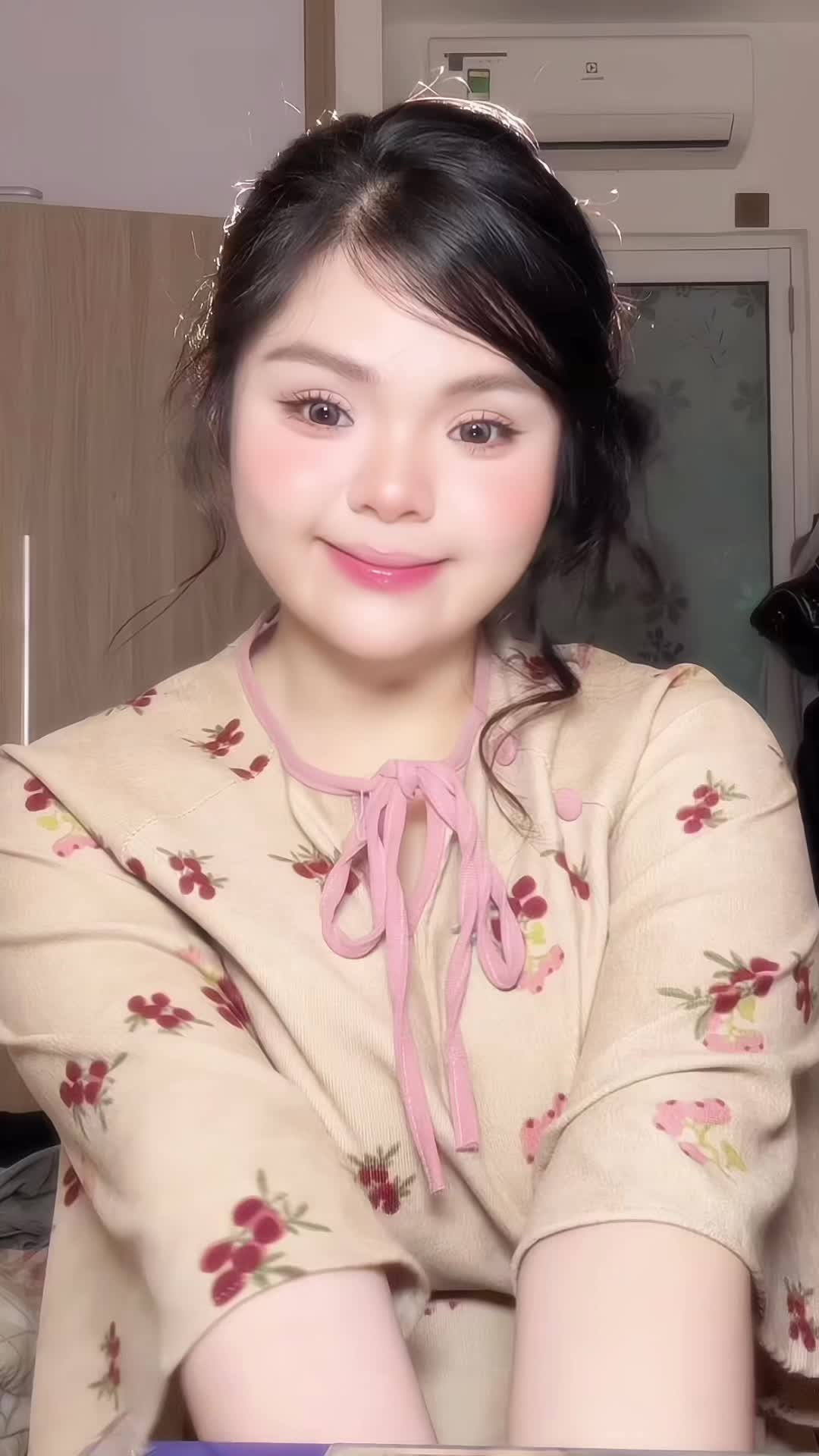 @T&uacute; Nhi th&iacute;t Chulibi
